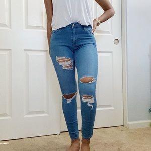 Top shop ripped Leigh skinny jeans